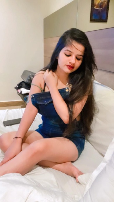 female Call Girls in Royal Plaza Hotel