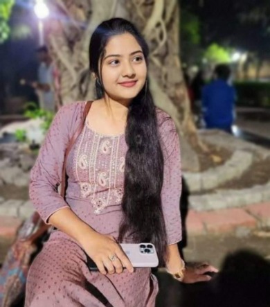 Independent Call Girls in Royal Plaza Hotel