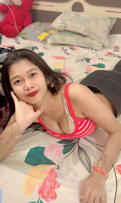 Independent Call Girls in Royal Plaza Hotel